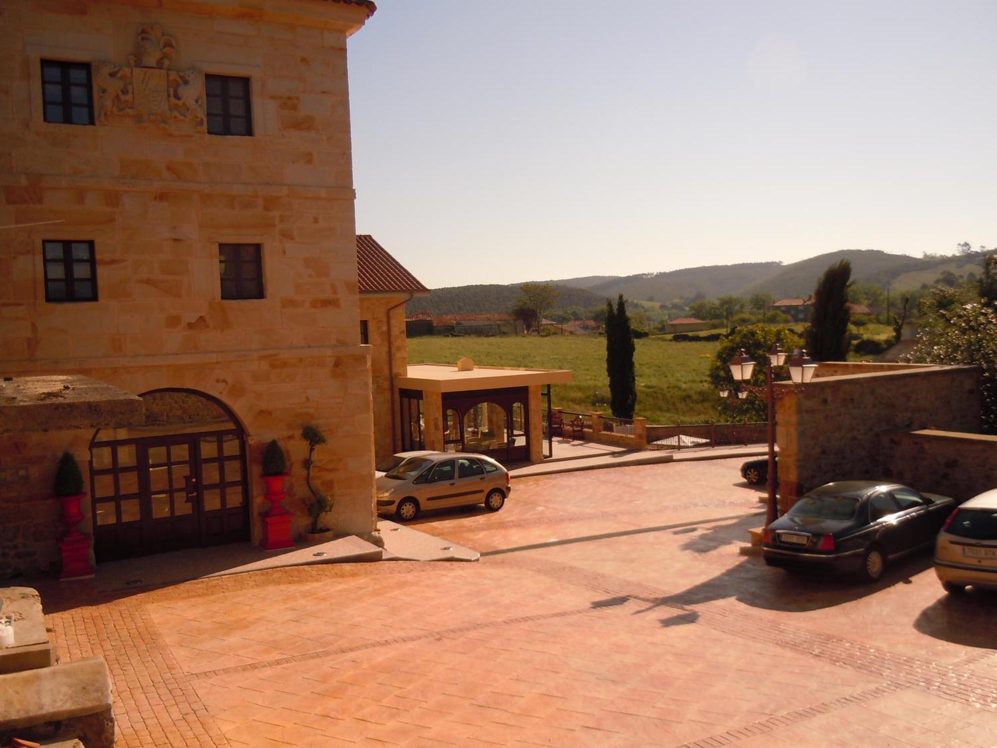 Posada La Torre De Los Isla & Spa Beranga Εξωτερικό φωτογραφία